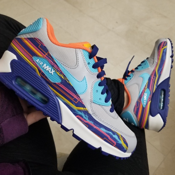 Nike Shoes - Nike Air Max 90 Premium Shoes